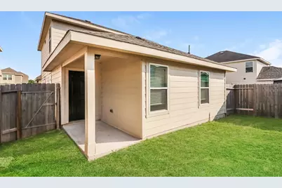 4022 Silver Ranch Road, Houston, TX 77014 - Photo 3