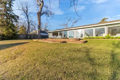 201 Southern Oaks Drive, Lake Jackson, TX 77566 - Photo 5