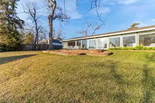 201 Southern Oaks Dr, Lake Jackson, TX 77566 - Photo 5