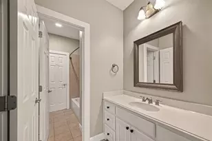 51 English Oak Ct, Lake Jackson, TX 77566 - Photo 35