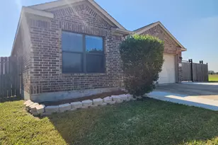 9002 St Laurent Ln, Houston, TX 77044 - Photo 3