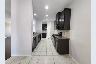 9002 Saint Laurent Lane, Houston, TX 77044 - Photo 7
