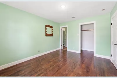 410 Crepe Myrtle Avenue, Orange, TX 77630 - Photo 9
