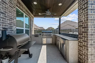 13814 Evert Court, Mont Belvieu, TX 77523 - Photo 45