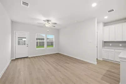 6603 Hidden Dunes Drive, Baytown, TX 77521 - Photo 9