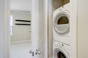 8906 Lakeshore Bend Dr, Houston, TX 77080 - Photo 23