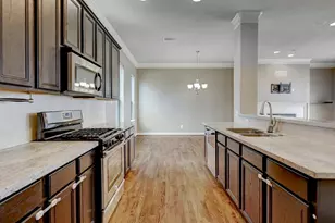 8906 Lakeshore Bend Dr, Houston, TX 77080 - Photo 11