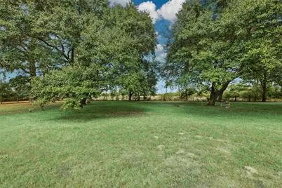 29211 Castle Road, Waller, TX 77484 - Photo 17