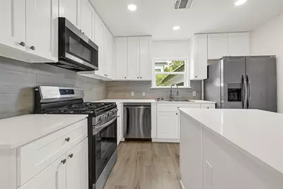 1202 N Roberson Street, Conroe, TX 77301 - Photo 13