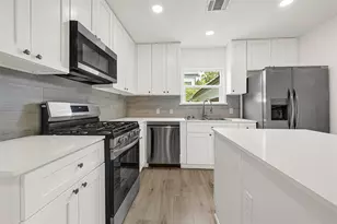 1202 N Roberson St, Conroe, TX 77301 - Photo 13