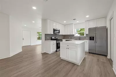 1202 N Roberson Street, Conroe, TX 77301 - Photo 7