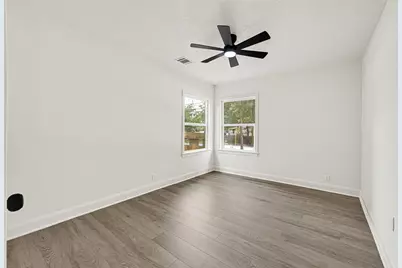 1202 N Roberson Street, Conroe, TX 77301 - Photo 27