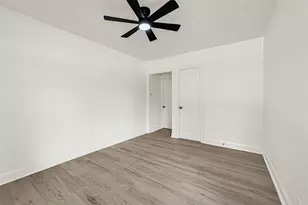 1202 N Roberson St, Conroe, TX 77301 - Photo 25