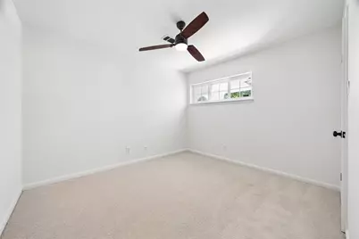10618 Bordley Drive, Houston, TX 77042 - Photo 15