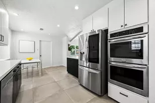 10618 Bordley Dr, Houston, TX 77042 - Photo 19