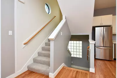 223 W 26th Street #E, Houston, TX 77008 - Photo 11