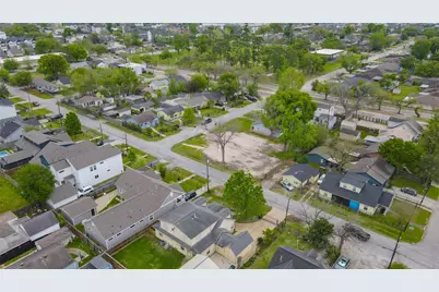4819 Cetti Street, Houston, TX 77009 - Photo 3