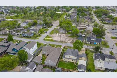 4819 Cetti Street, Houston, TX 77009 - Photo 17