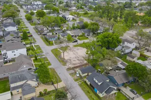 4819 Cetti St, Houston, TX 77009 - Photo 15