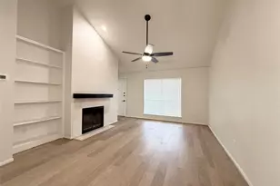 1860 White Oak Dr, Houston, TX 77009 - Photo 5
