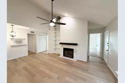 1860 White Oak Drive #376, Houston, TX 77009 - Photo 7