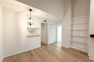 1860 White Oak Dr, Houston, TX 77009 - Photo 11