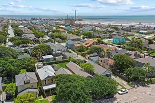 2212 32nd St, Galveston, TX 77550 - Photo 27