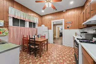 2212 32nd St, Galveston, TX 77550 - Photo 19