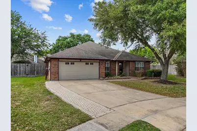 5102 Cherrywood Court, League City, TX 77573 - Photo 3