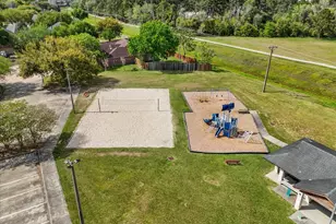 5102 Cherrywood Ct, League City, TX 77573 - Photo 5