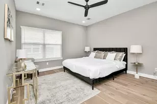 316 Thornton Rd, Houston, TX 77018 - Photo 19