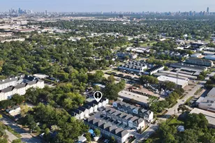 2054 Johanna Crk Dr, Houston, TX 77055 - Photo 5