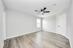 1718 Peyton Circle Court, Houston, TX 77049 - Photo 37
