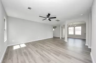 1718 Peyton Circle Court, Houston, TX 77049 - Photo 3