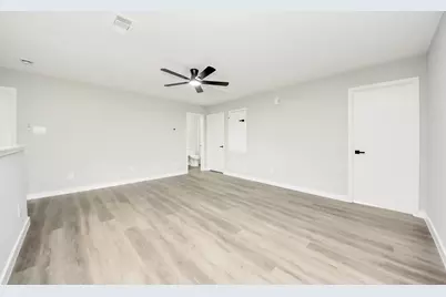 1718 Peyton Circle Court, Houston, TX 77049 - Photo 29