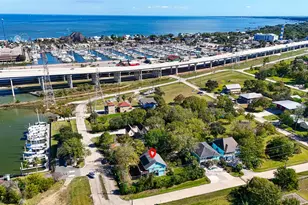 180 Grove Rd, Kemah, TX 77565 - Photo 49