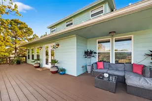 180 Grove Rd, Kemah, TX 77565 - Photo 9