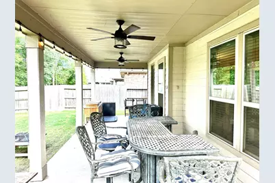 1172 Clonmore Court, Conroe, TX 77304 - Photo 9
