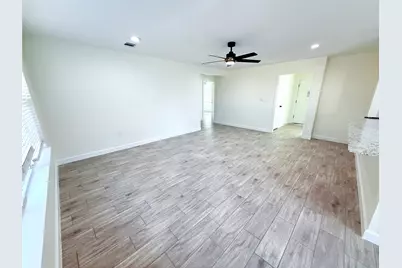 4835 County Road 380, Rosharon, TX 77583 - Photo 5