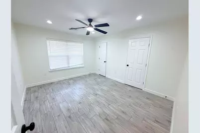 4835 County Road 380, Rosharon, TX 77583 - Photo 11