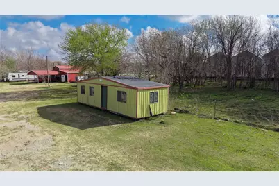 10717 Cullen Boulevard, Houston, TX 77047 - Photo 9