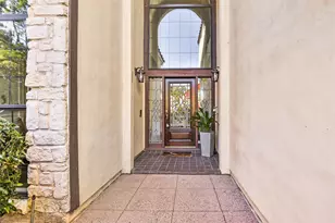 16 Kingwood Villas Ct, Kingwood, TX 77339 - Photo 3