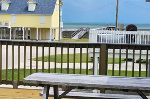119 Velasco Shores Shore, Surfside Beach, TX 77541 - Photo 3