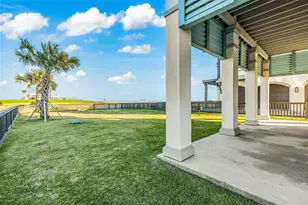 312 Seagrass, Gilchrist, TX 77617 - Photo 43