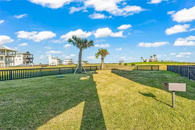 312 Seagrass, Gilchrist, TX 77617 - Photo 41