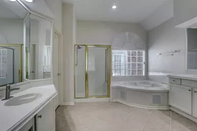 14019 Lake Trail Drive, Sugar Land, TX 77498 - Photo 11