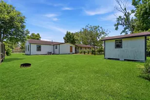 7429 W Knoll St, Houston, TX 77028 - Photo 13