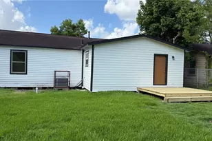 7429 W Knoll St, Houston, TX 77028 - Photo 15