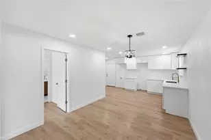 7429 W Knoll St, Houston, TX 77028 - Photo 7