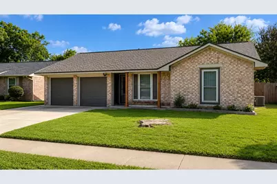 13638 Greenridge Drive, Sugar Land, TX 77498 - Photo 3
